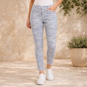MAC AND ME Jeans Pants Jeggings Leggings Blue Gray Camo 5-Button Fly Hem Small